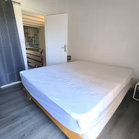 Mitoyenne Avec Parking, Pres - 10 Pers. - Fr-1-880-45 *